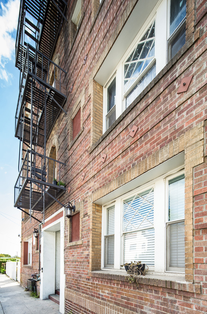 Calumet Heights Los Angeles, CA Home